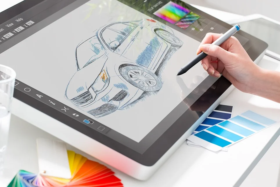 Grafický tablet na kreslenie s náčrtom auta