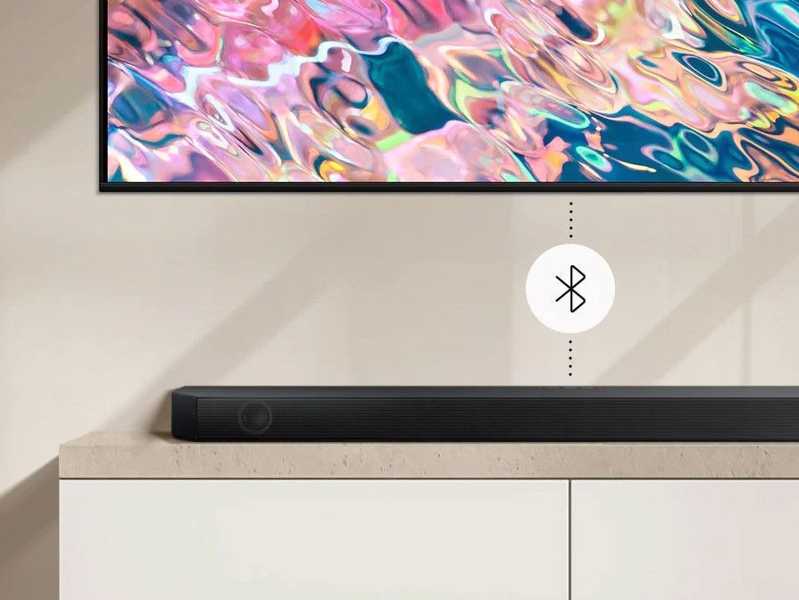 Soundbar môžete k TV pripojiť bezdrôtovo prostredníctvom technológie bluetooth.