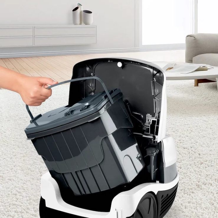 Objemn zbern ndoba multifunkčnho vysvača.