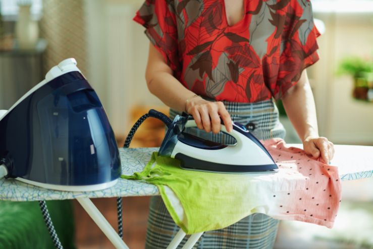 Parn genertor tvor parn stanica a žehlička.