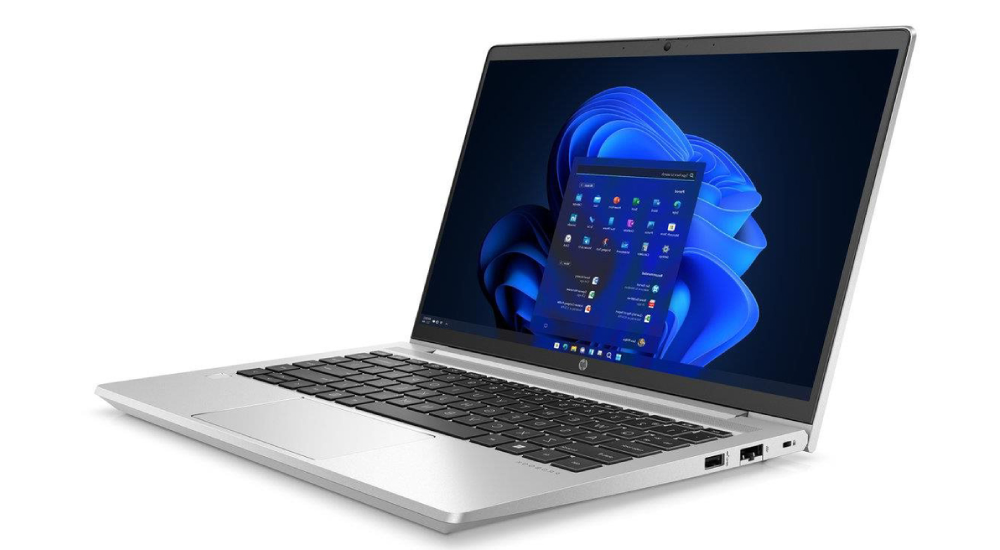 Notebook HP 450 určen na bežn použvanie. 