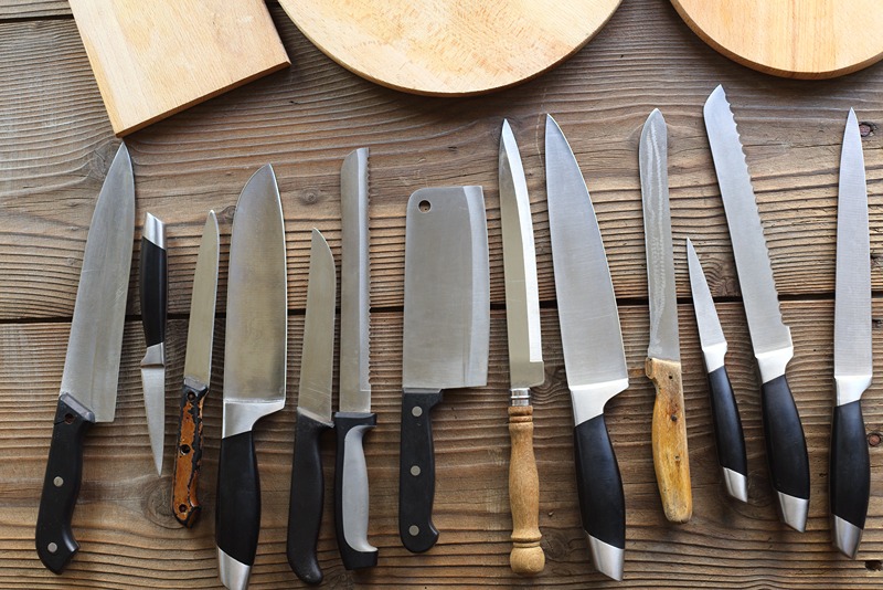 Rzne druhy kuchynskch nožov.