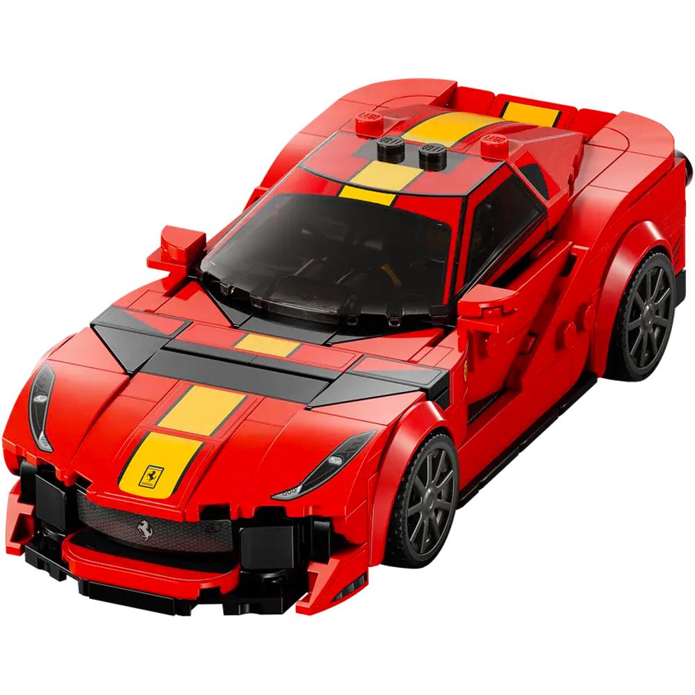 LEGO Speed Champions model Ferrari.
