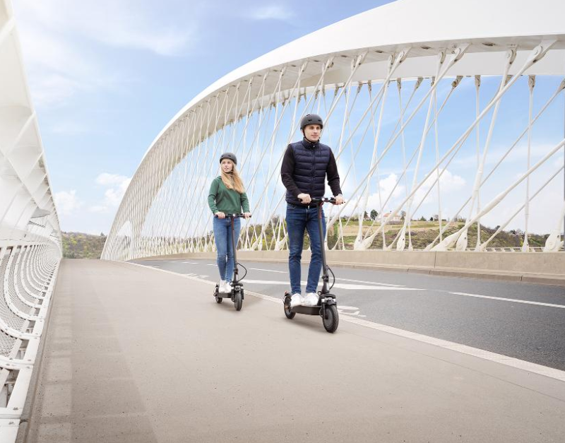 Elektrick kolobežka Sencor.