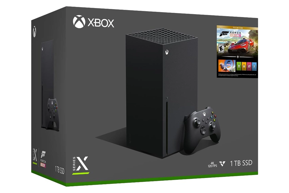 Xbox Series X hern konzola na TV.