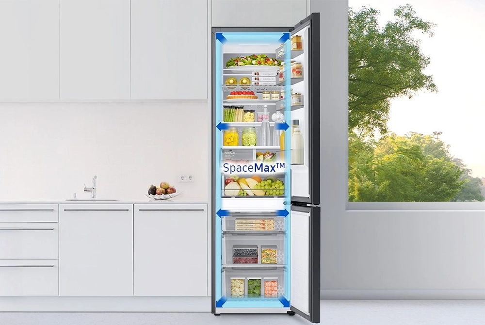 Samsung Bespoke kombinovan smart chladnička.