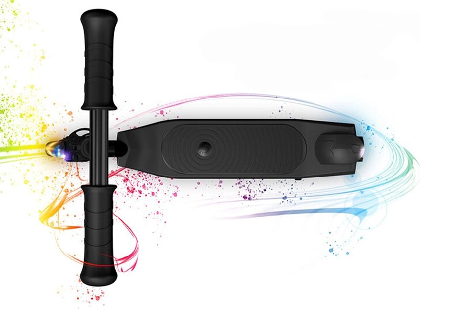 Detsk elektrick kolobežka m hrav dizajn.