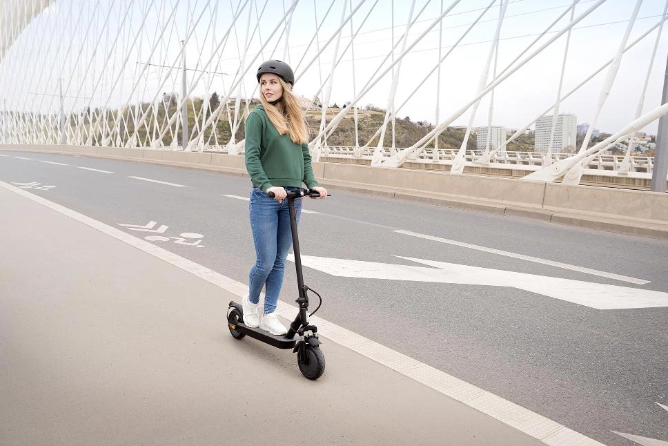 Elektrick kolobežky do 300 EUR vyberajte podľa viacerch kritri.