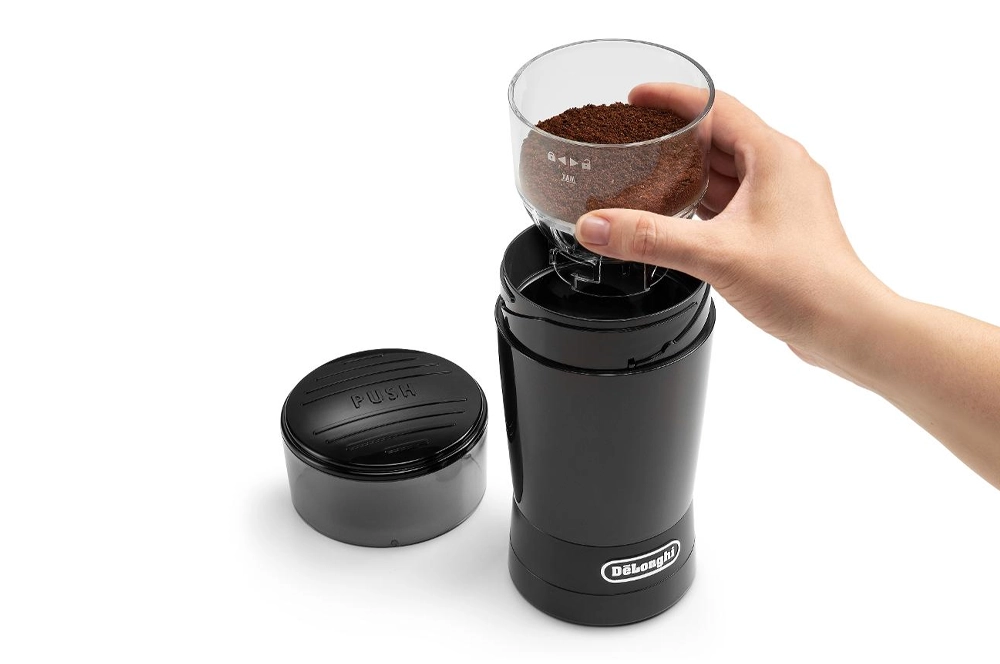 Mlynček na kvu De'Longhi.