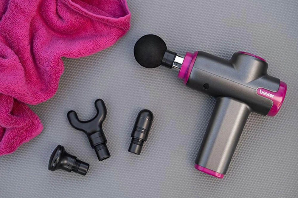 Masžna pitoľ s hlavicami.