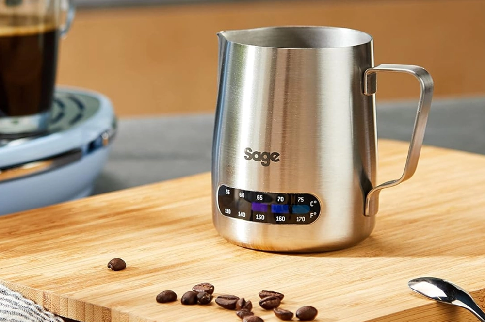 Ručn napeňovač na mlieko ohrev.