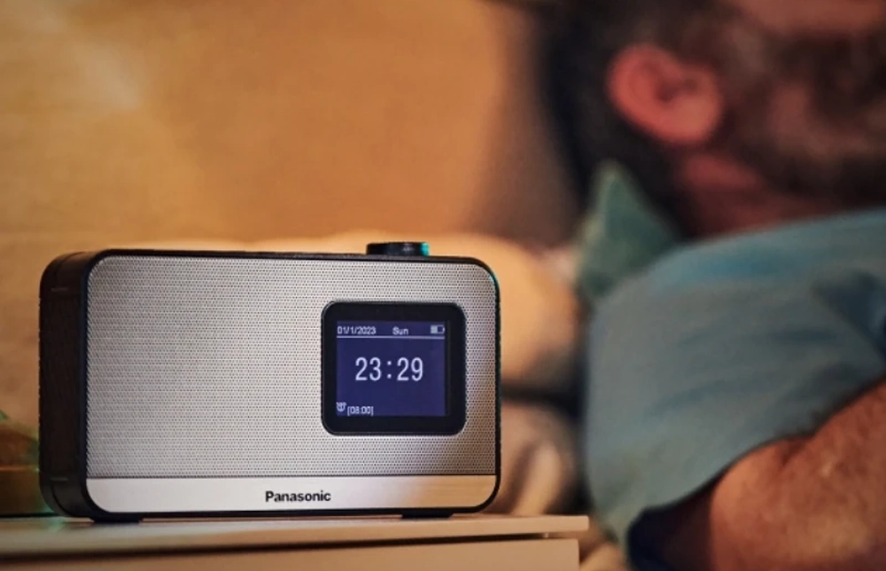 Panasonic rdio s displejom.