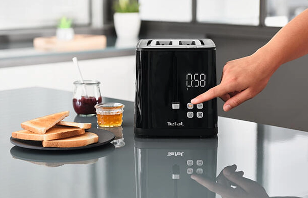 Tefal hriankovač s displejom v čiernom preveden.