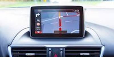 GPS navigácie vs aplikácie